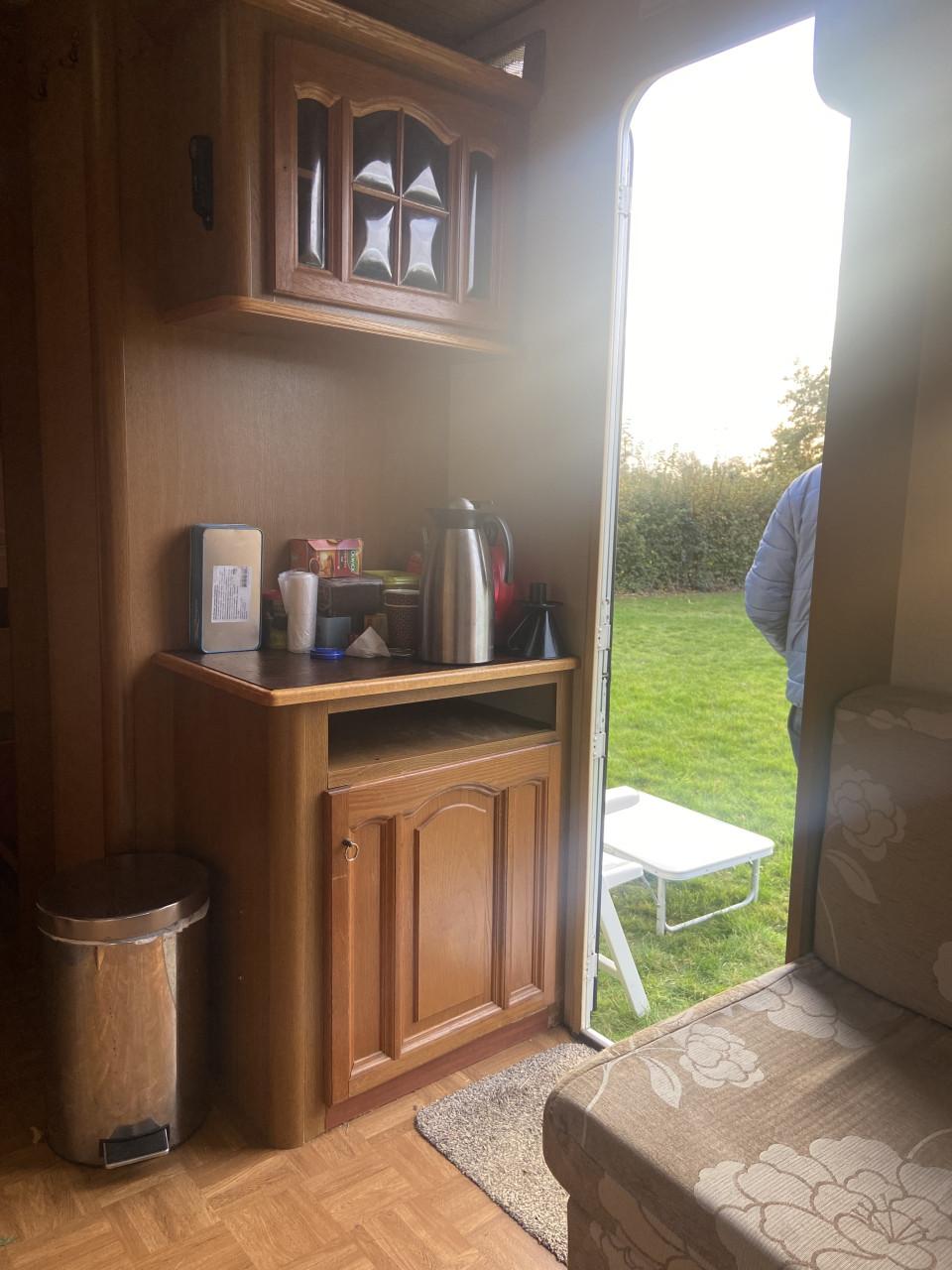 Te koop caravan Hobby