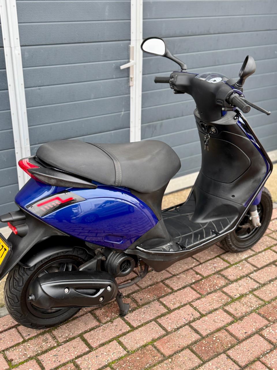 Piaggio zip 2020 full opties