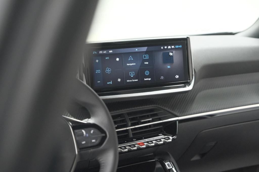 Peugeot 2008 puretech 100 allure | camera | navigatie | parkeersensoren | a