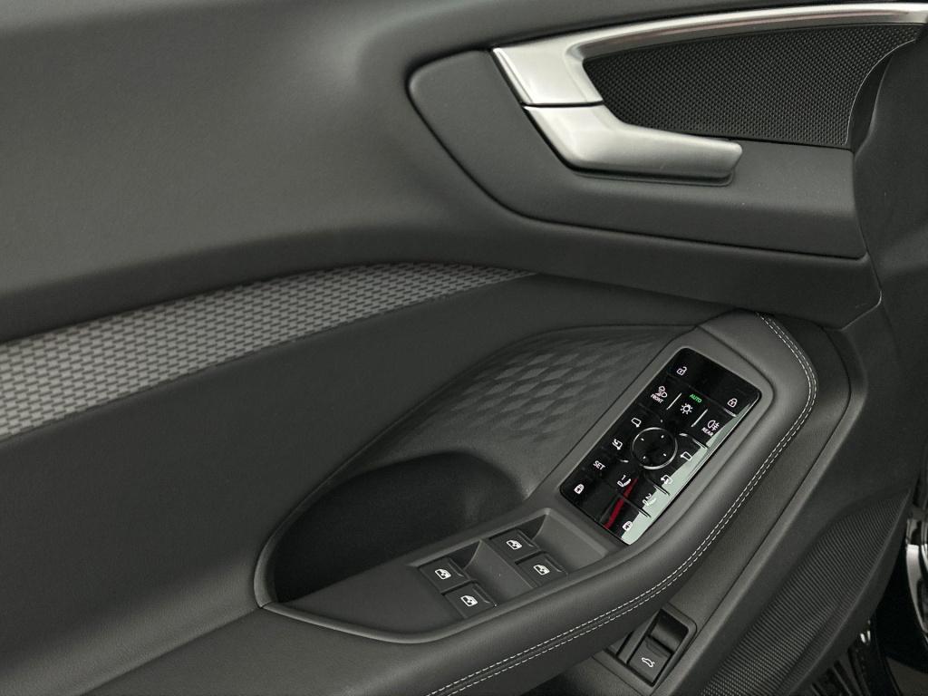 Audi A5 avant s edition e-hybrid 220 kw / 299 pk avant 7 versn.
