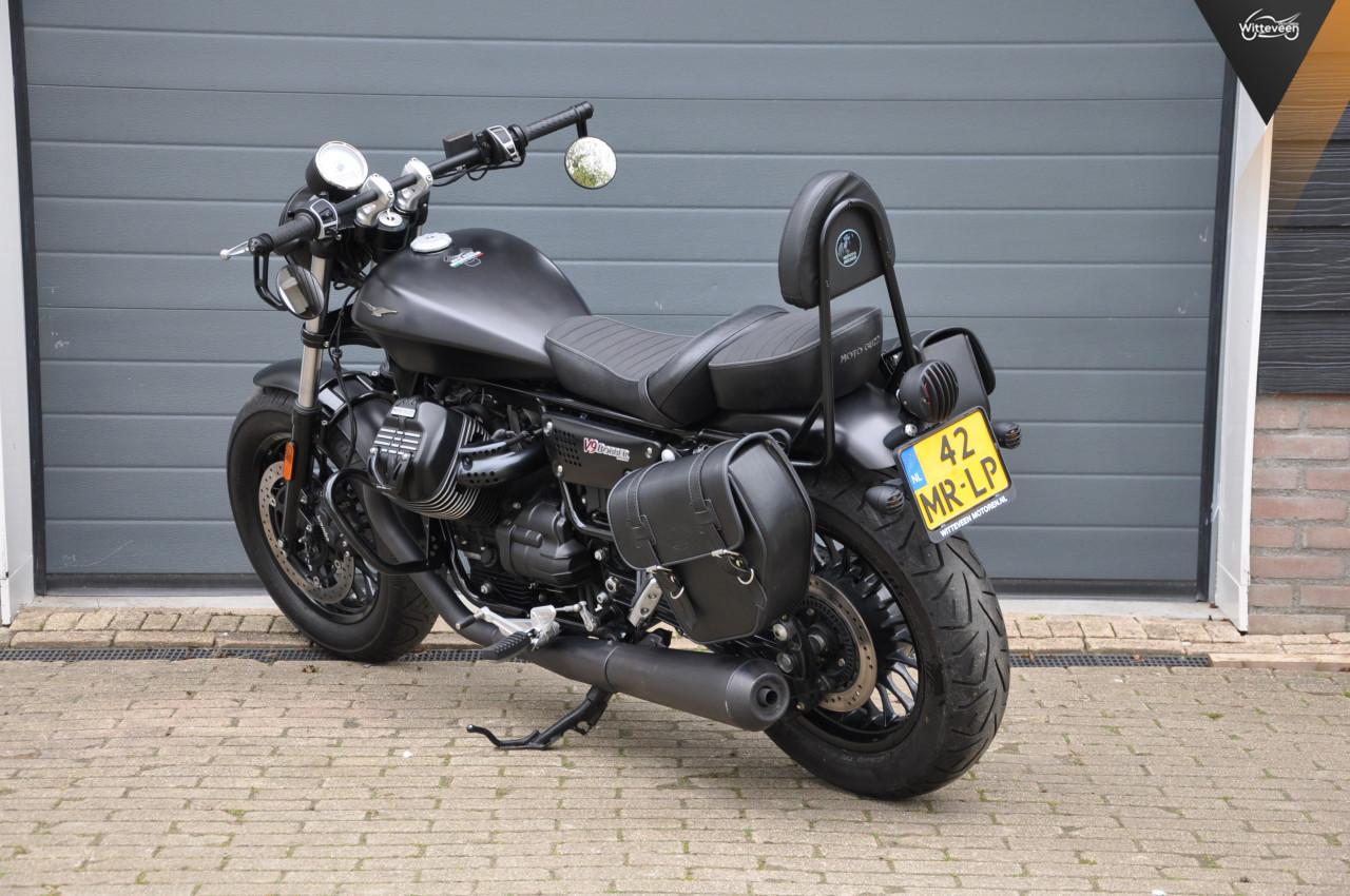 Moto Guzzi V9 Bobber A2 Nette en complete motor