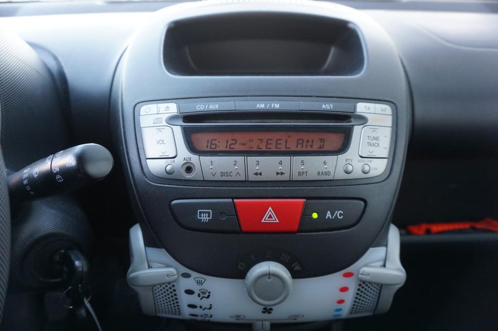 Peugeot 107 1.0 active airco / elektr. ramen / nap / apk t/m 10-08-2026