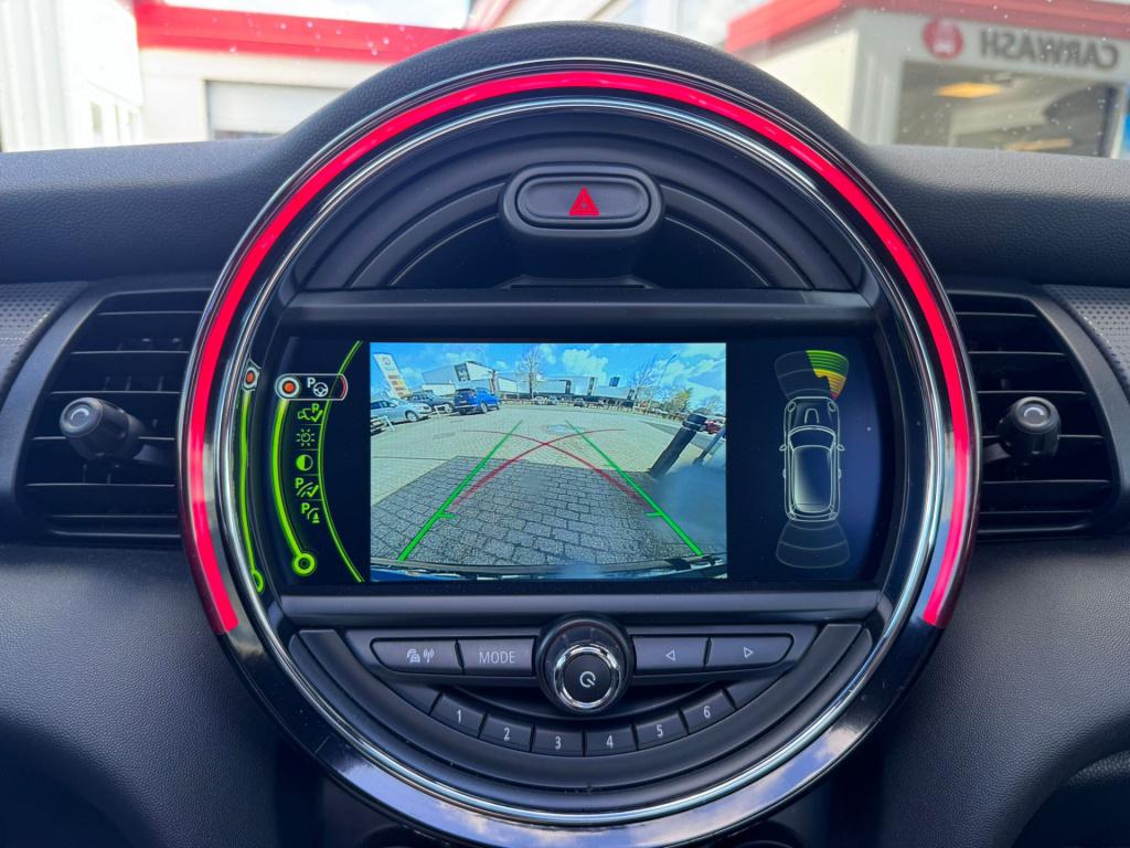 Mini Cooper mini 1.5 pepper serious business