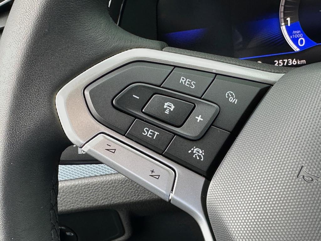 Volkswagen Touran 1.5 tsi comfortline 7-persoons | keyless | navi | camera 