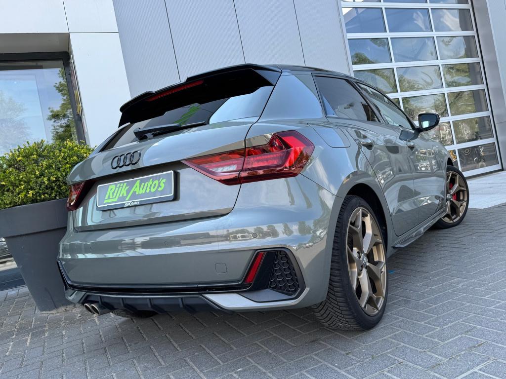 Audi A1 Sportback 40 tfsi edition one * keyless * matrix led * b&o * sfeerv