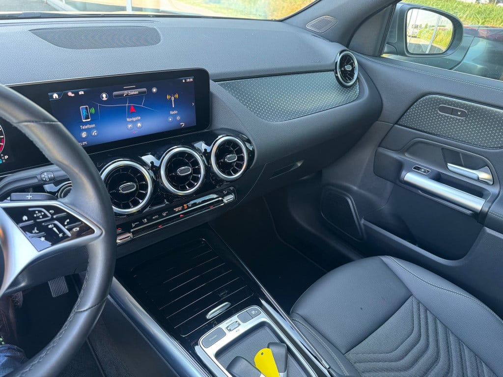 Mercedes-Benz Gla-klasse 250 e progressive business line automaat , wegklap