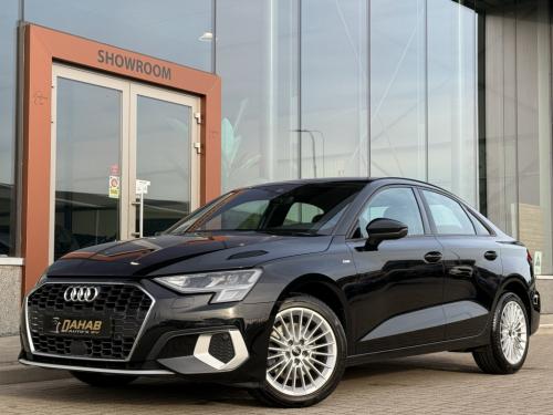 Audi A3 limousine 30 tfsi advanced edition | navi | acc | stoelverwarming |