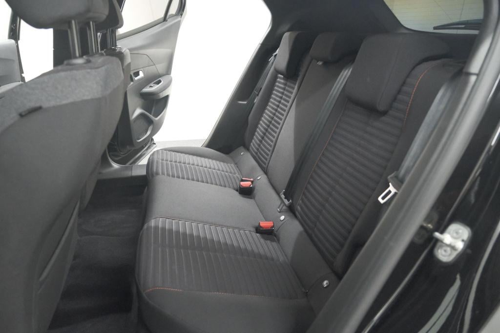Peugeot 2008 puretech 130 active | camera | apple carplay | parkeersensoren