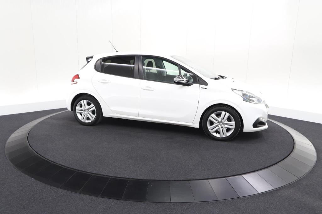 Peugeot 208 puretech 82 signature | parkeersensoren | apple carplay | navig