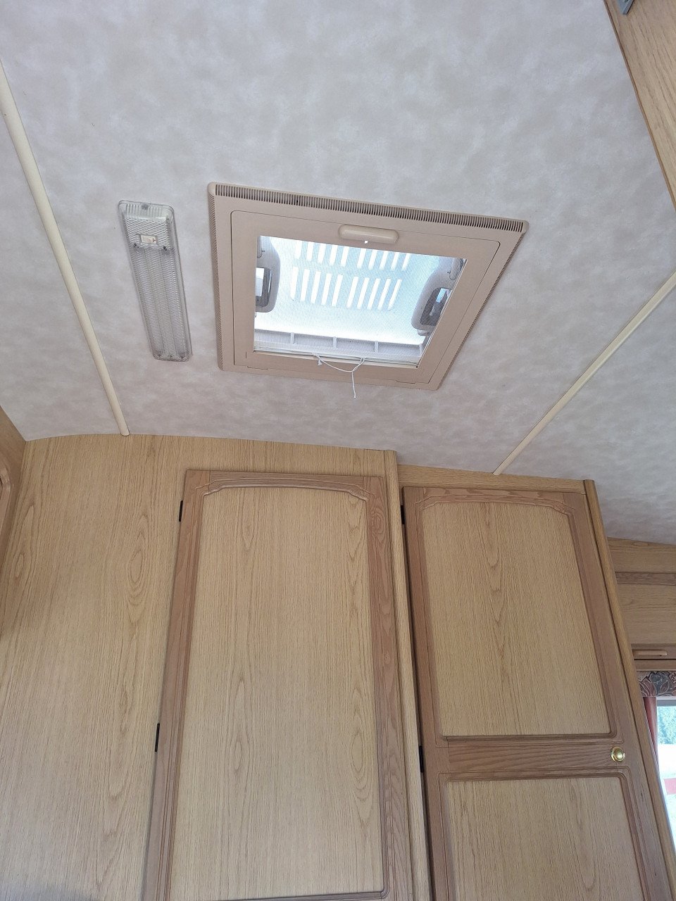 Caravan pentara compass 360 bwjr 2000