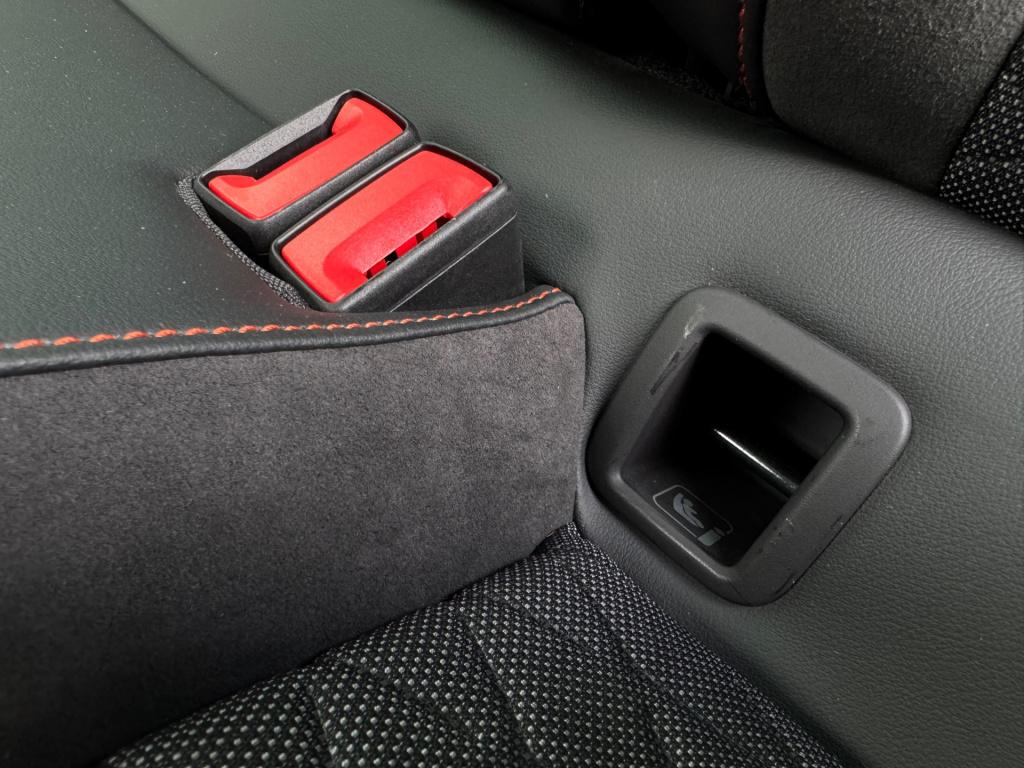 Seat Ateca 1.5 tsi fr business intense * stoel + stuur verwarming * camera 