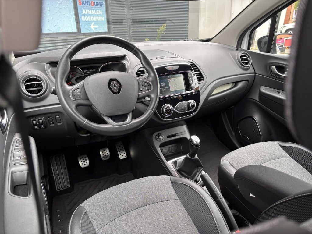Renault Captur 0.9 tce intens | navigatie | camera | dodehoek detectie | le