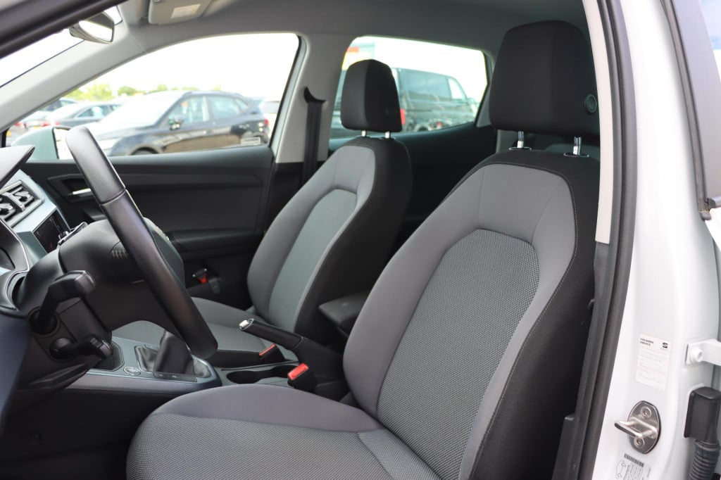 Seat Arona 1.0 tsi style business intense