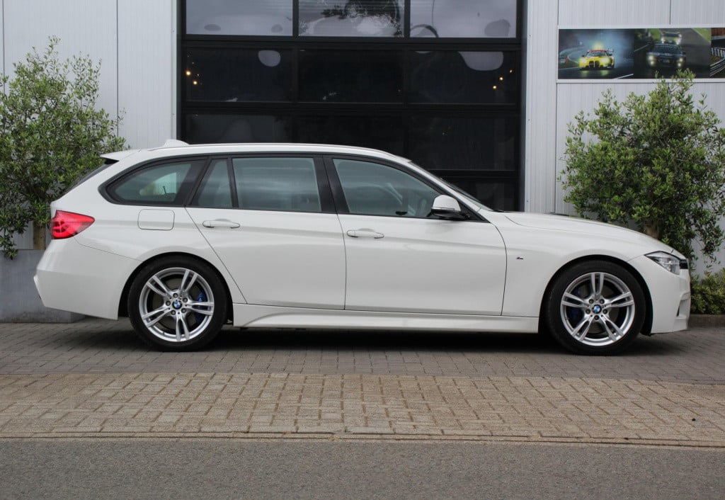 BMW 3-serie touring 318i m sport edition aut. - navi groot - adap led - pdc