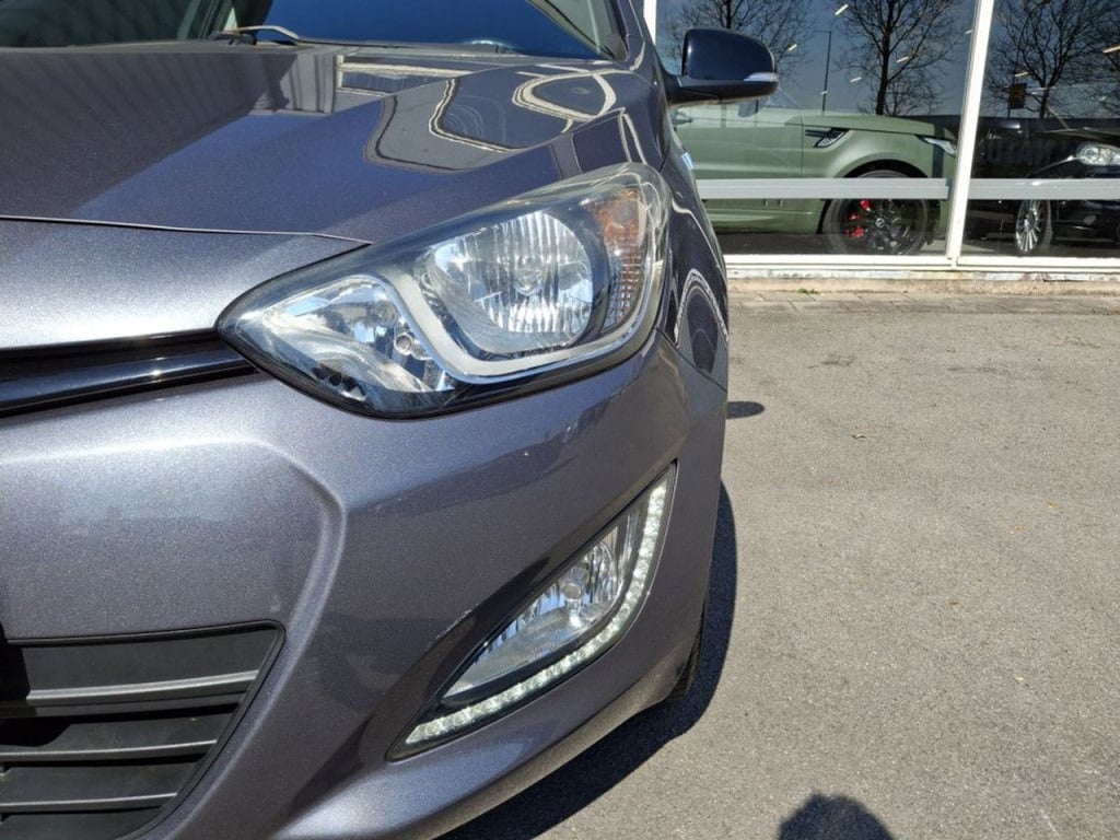 Hyundai I 20 1.2 hp i-motion 5-deurs | airco | trekhaak
