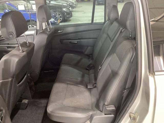 Opel Zafira 1.8 cosmo navi | pdc | cruise | climate control | trekhaak etc.