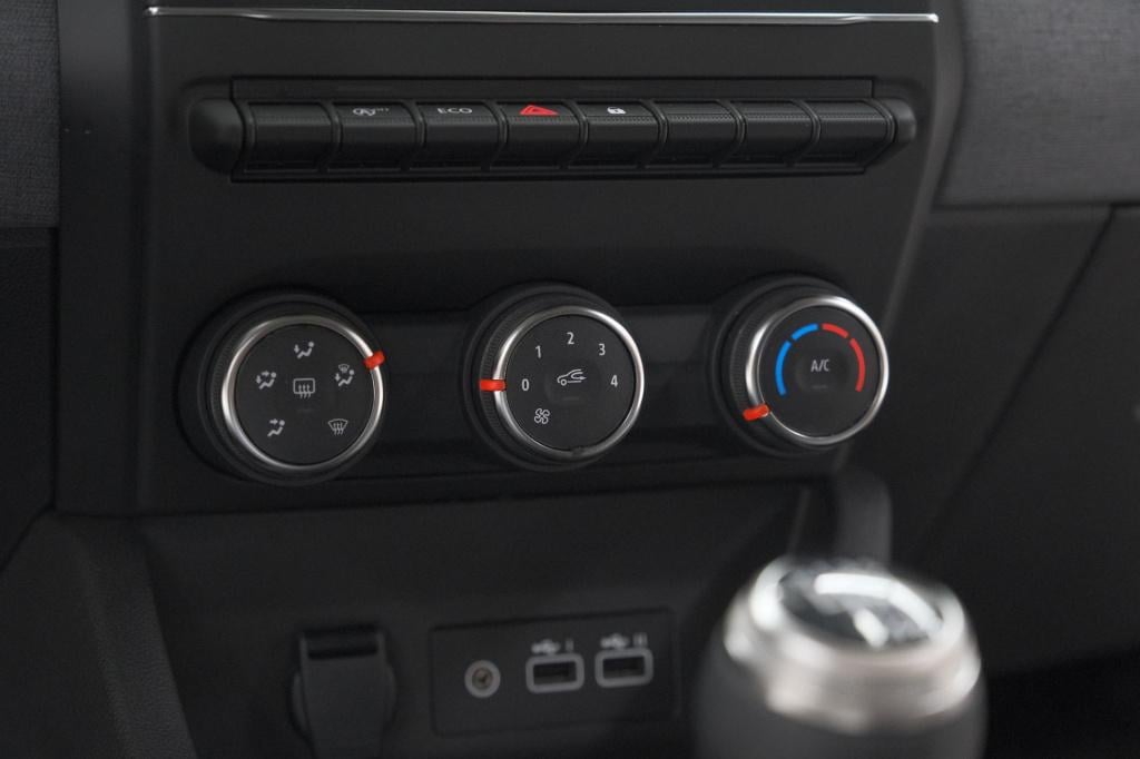 Renault Clio tce 90 gpf evolution | parkeersensoren | navigatie | apple car