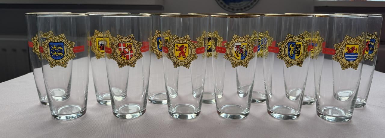 Glazen unieke collectie alle provincies