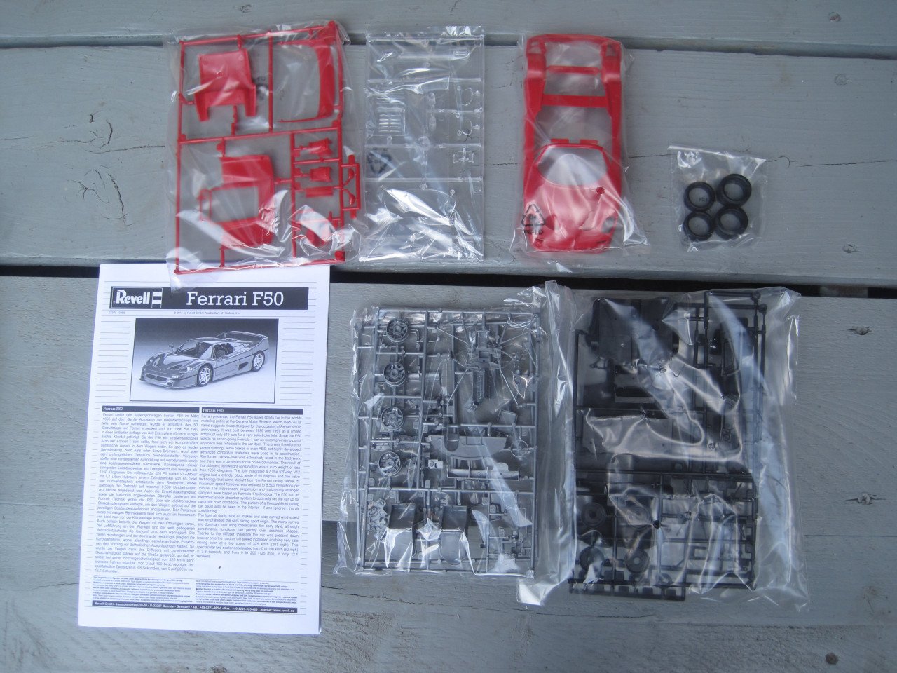 Revell Ferrari bouwpakket nieuw