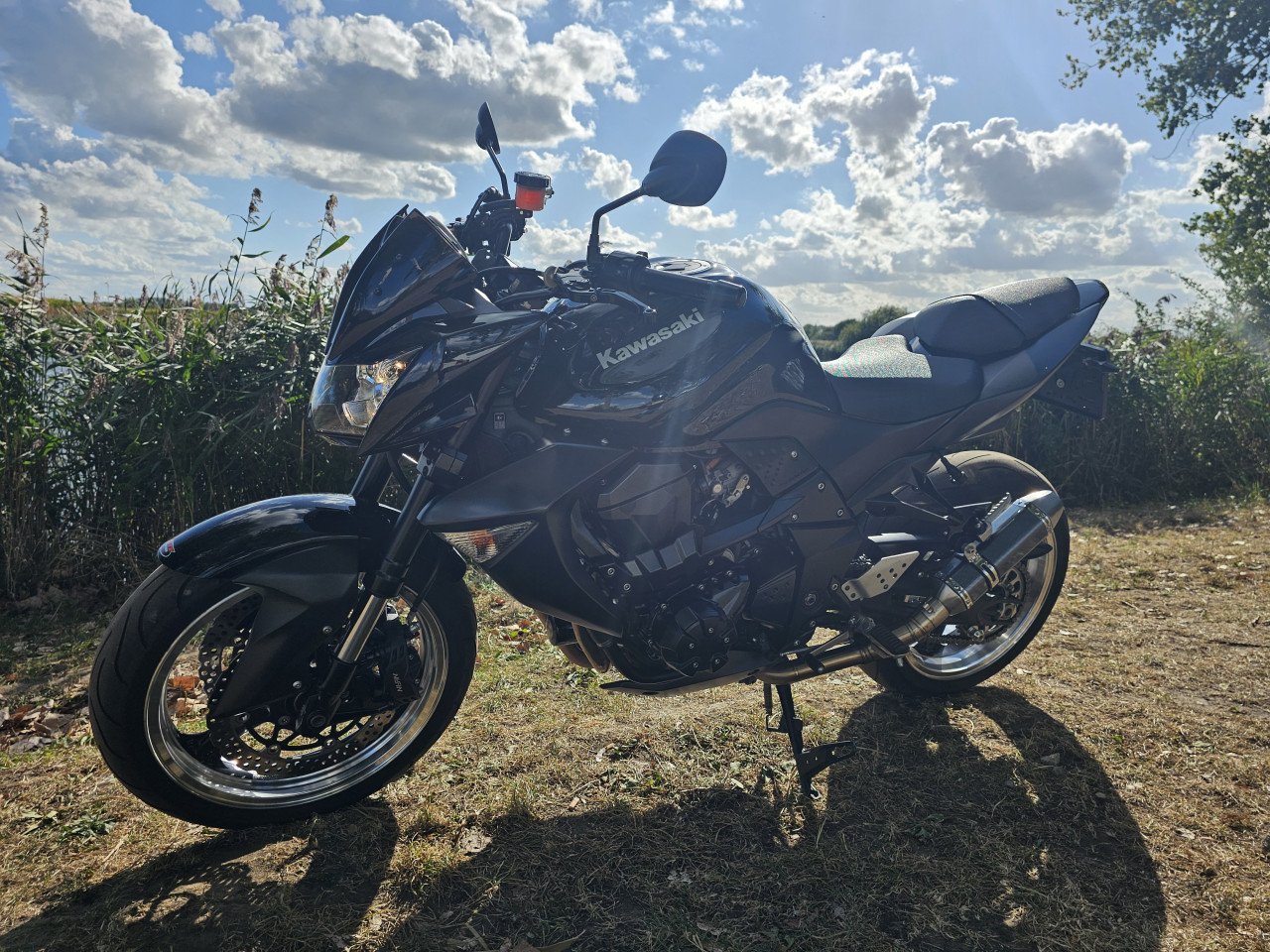 Kawasaki Z1000 bj 2009 weinig km 16000 km