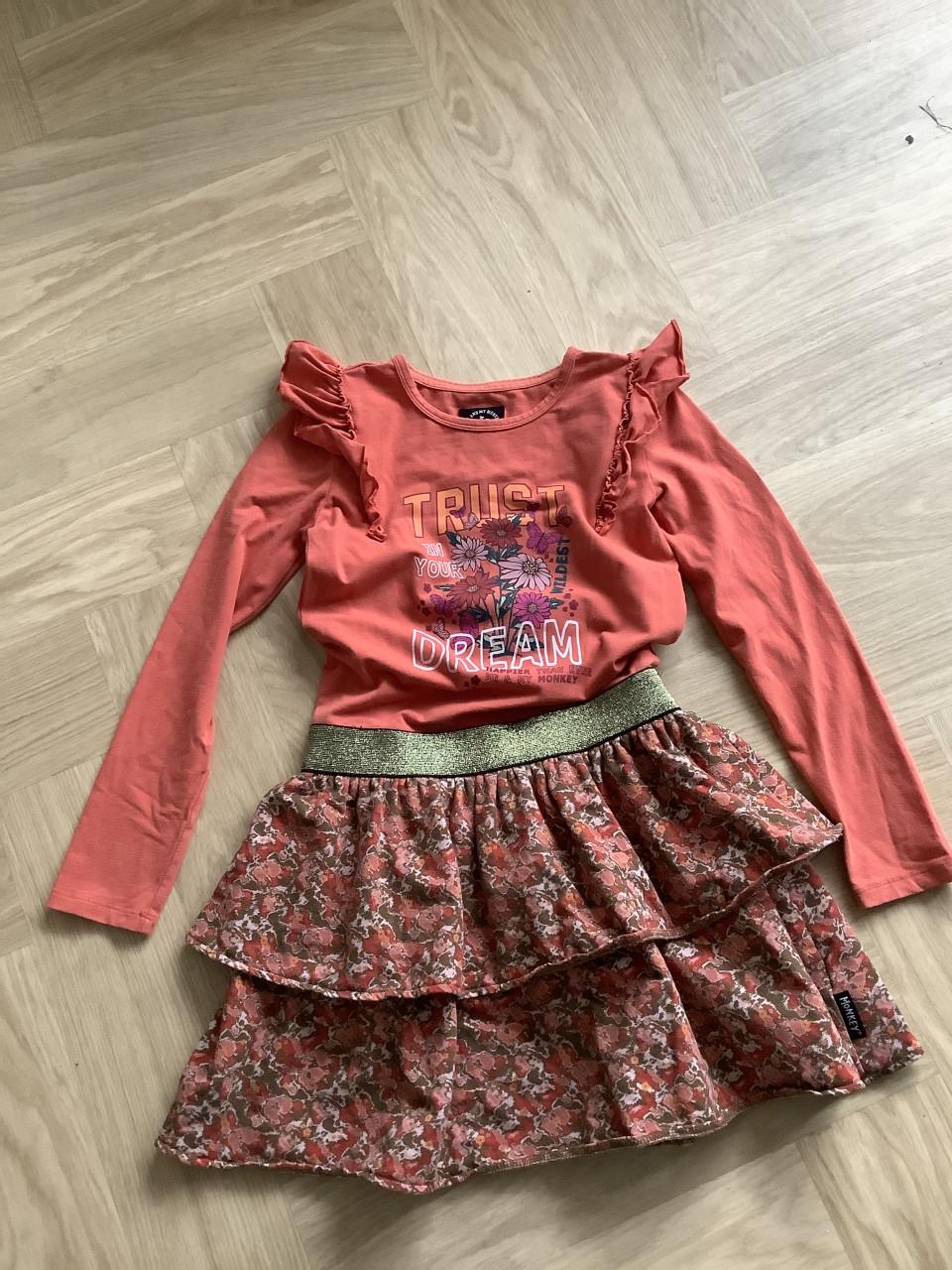 Meisjeskleding maat 134/140