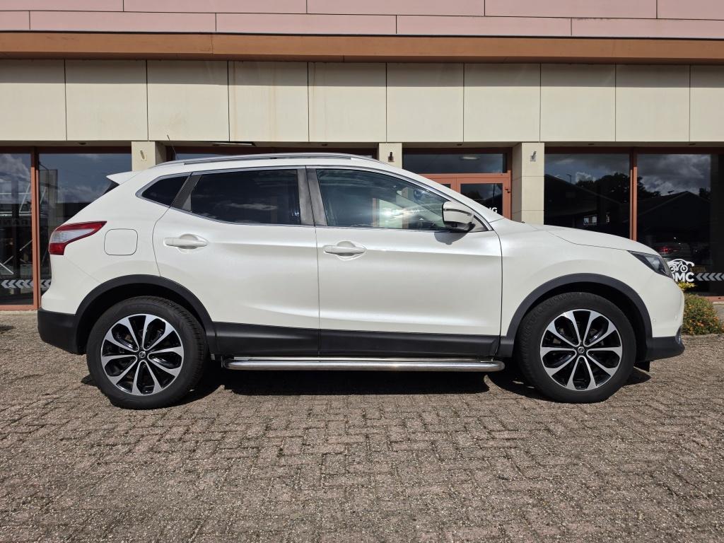 Nissan Qashqai 1.2 tekna | airco | navi | cruise | side-bars