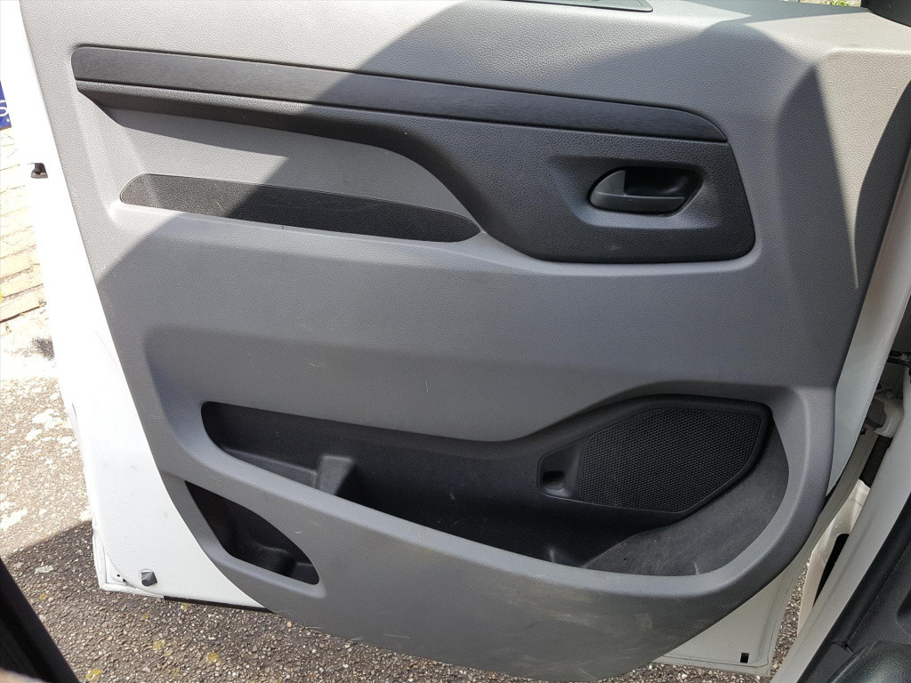 Peugeot Expert asphalt l2/std/231 2.0hdi-120pk automaat(eat6) 3p.| navi | b