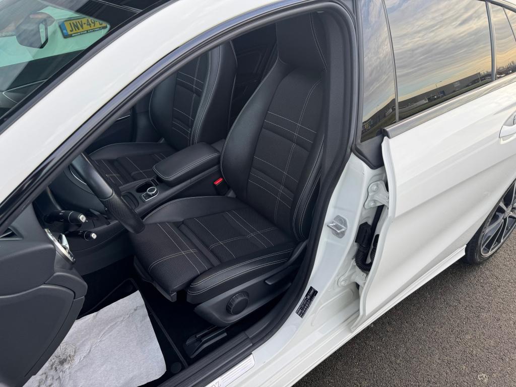 Mercedes-Benz Cla shooting brake 180 urban night-pakket automaat , panorama