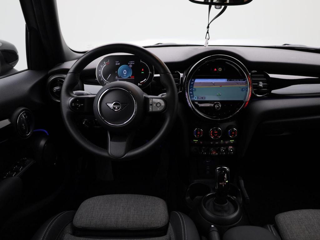 Mini 5-deurs 1.5 cooper business edition | automaat | navigatie | stoel ver