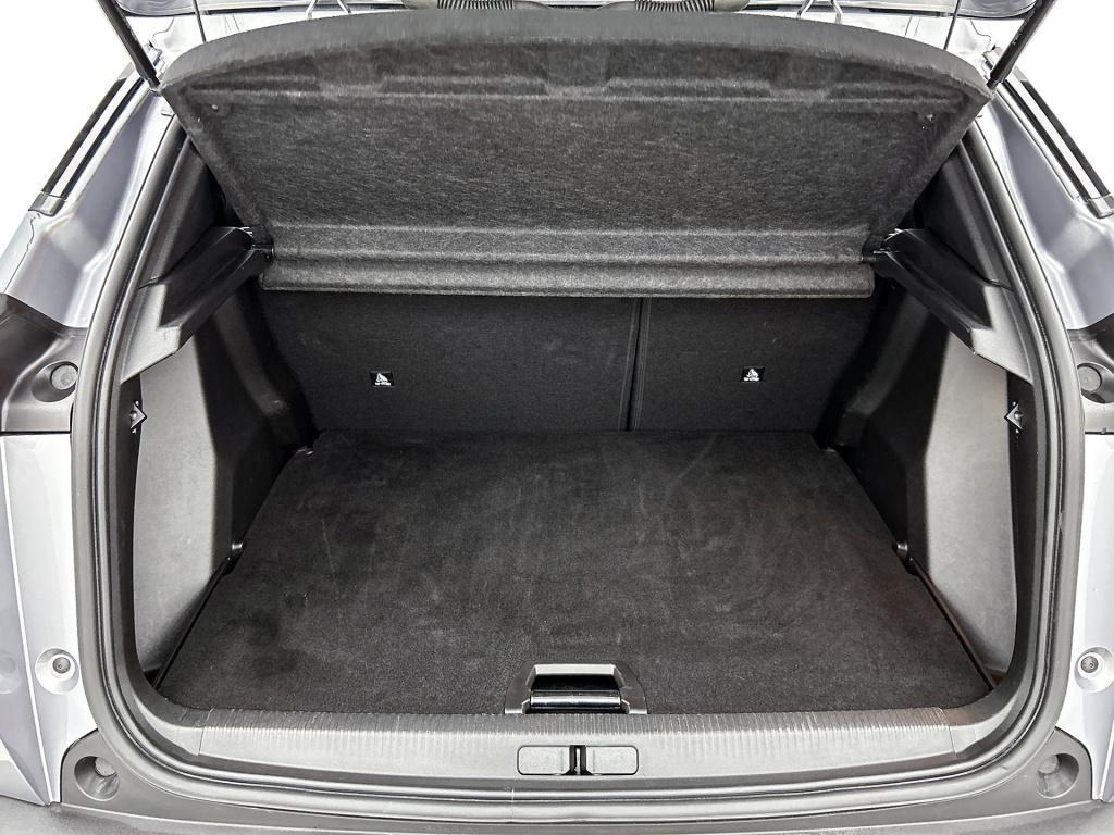 Peugeot 2008 1.2 hybrid 136 allure | rijklaar | 3d cockpit | keyless entry 