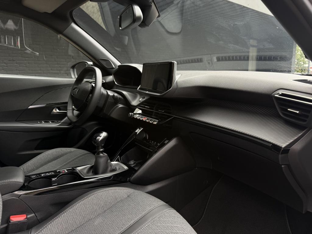 Peugeot 2008 1.2 puretech allure