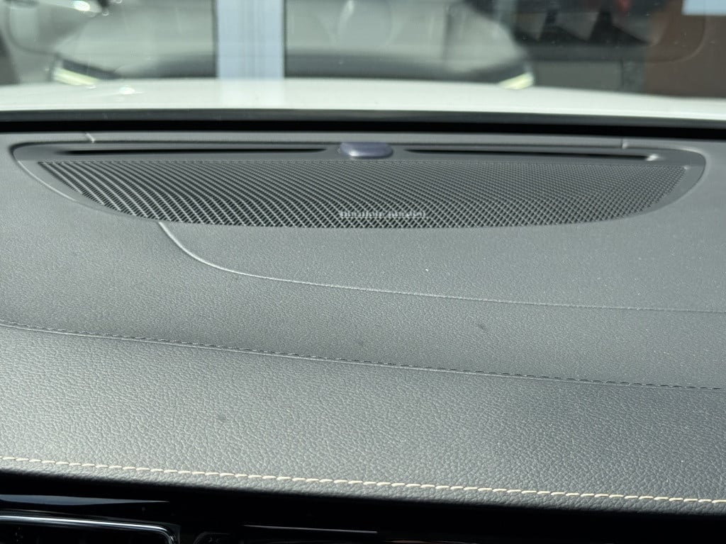 Volvo V60 t6 340pk recharge r-design| panodak| adap.cruise| 360 camera