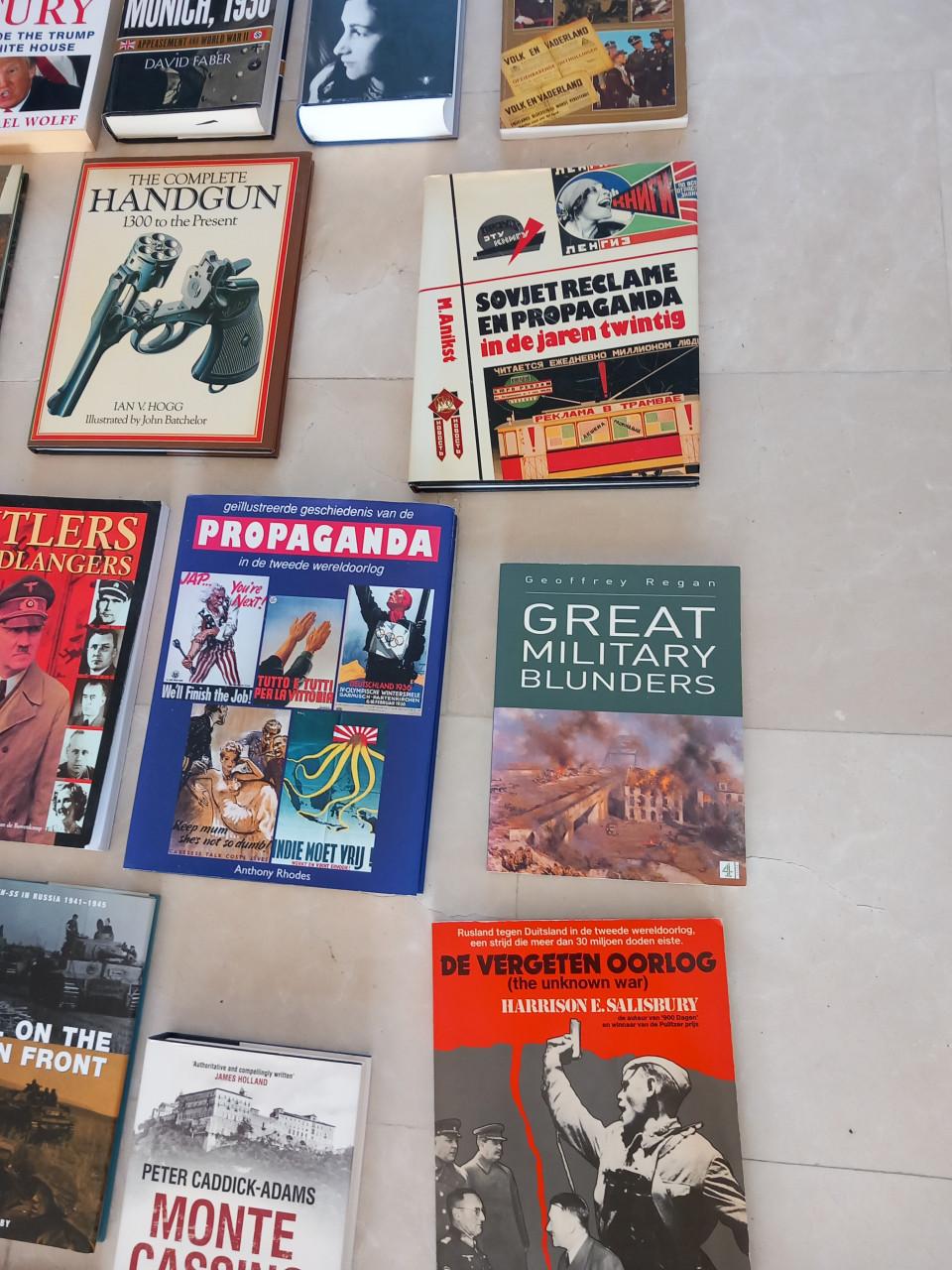 Partij boeken oa 2e wereldoorlog