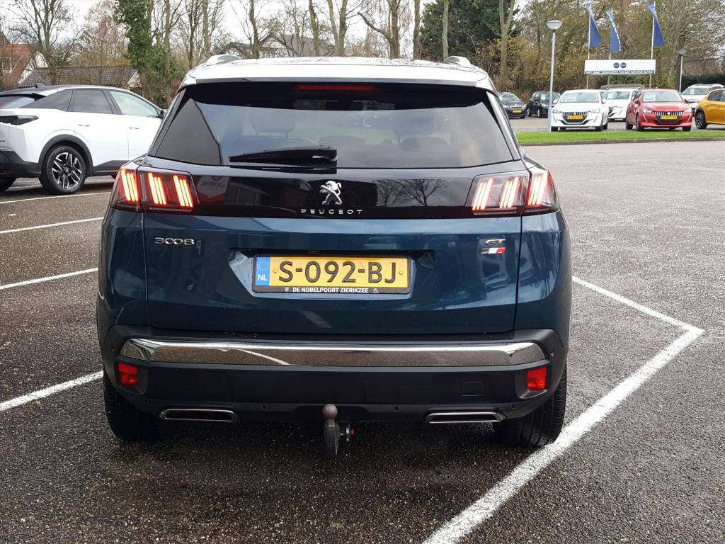Peugeot 3008 gt 1.2-130pk automaat/eat8 navigatie| trekhaak | apple carplay