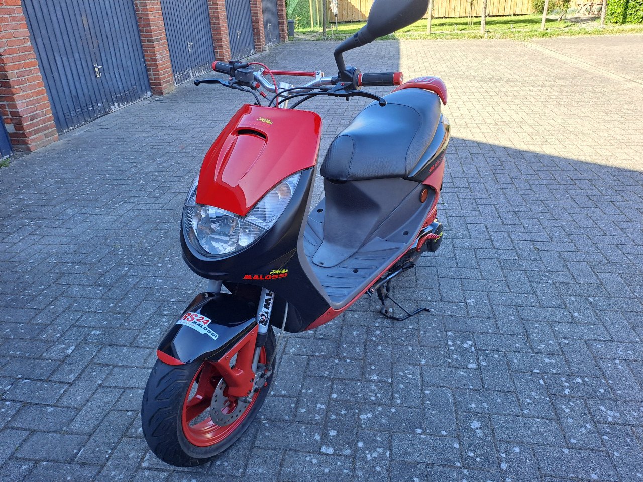 Te koop stoere peugeot vivacity