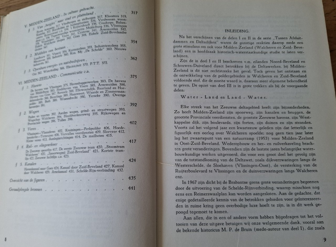 Tussen Afsluitdammen en Deltadijken. III: Midden-Zeeland, door M.H.Wilderom