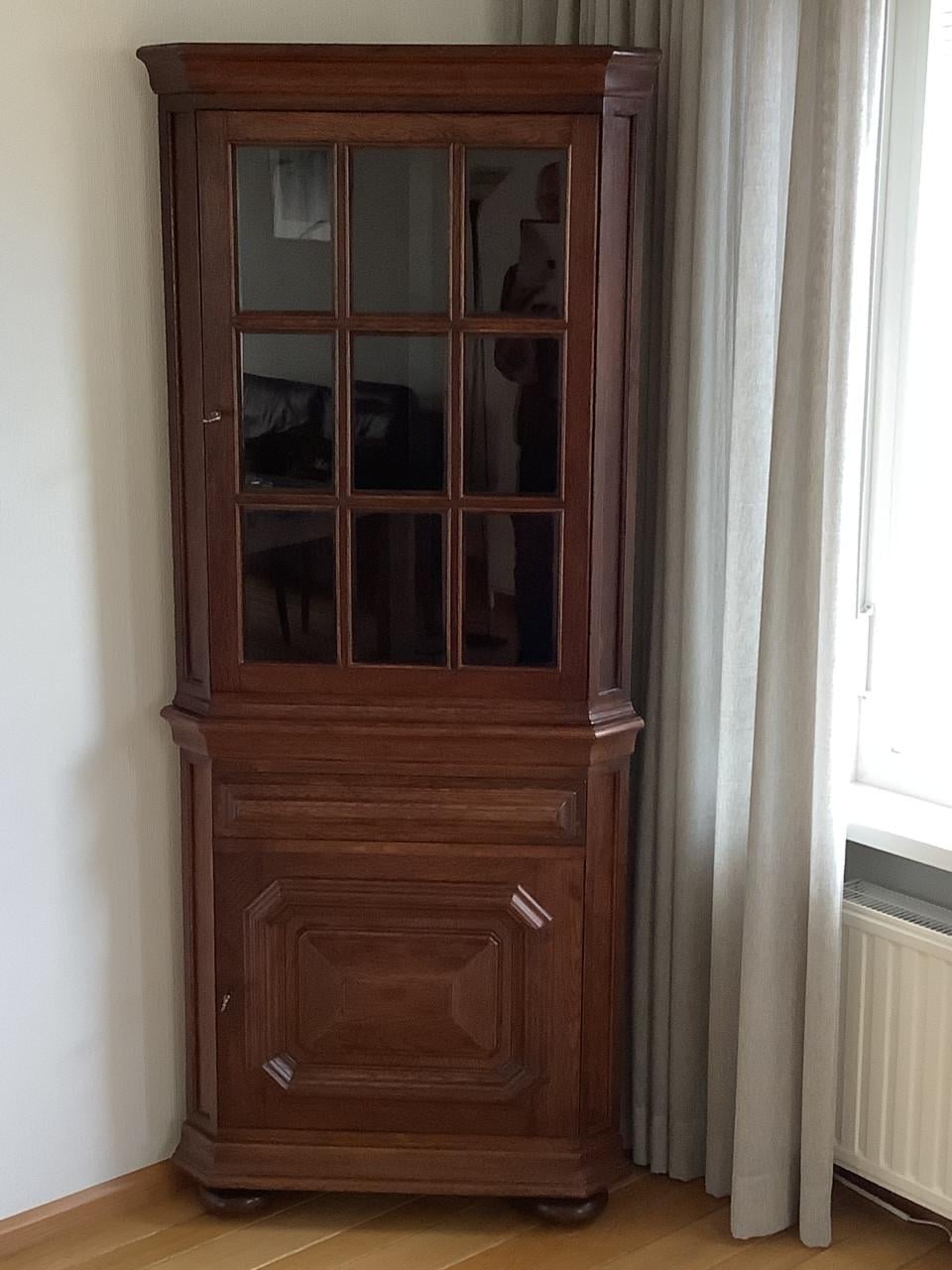 Hoekkast