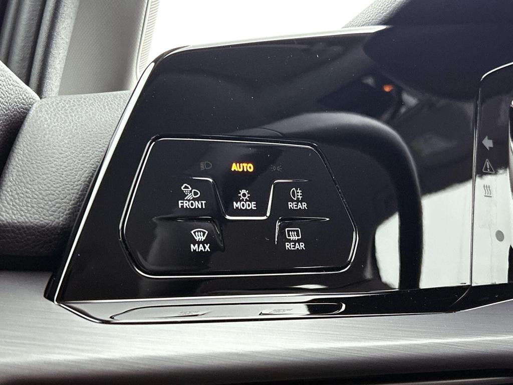 Volkswagen Golf 1.4 ehybrid style | lage km stand! | navigatie | apple carp