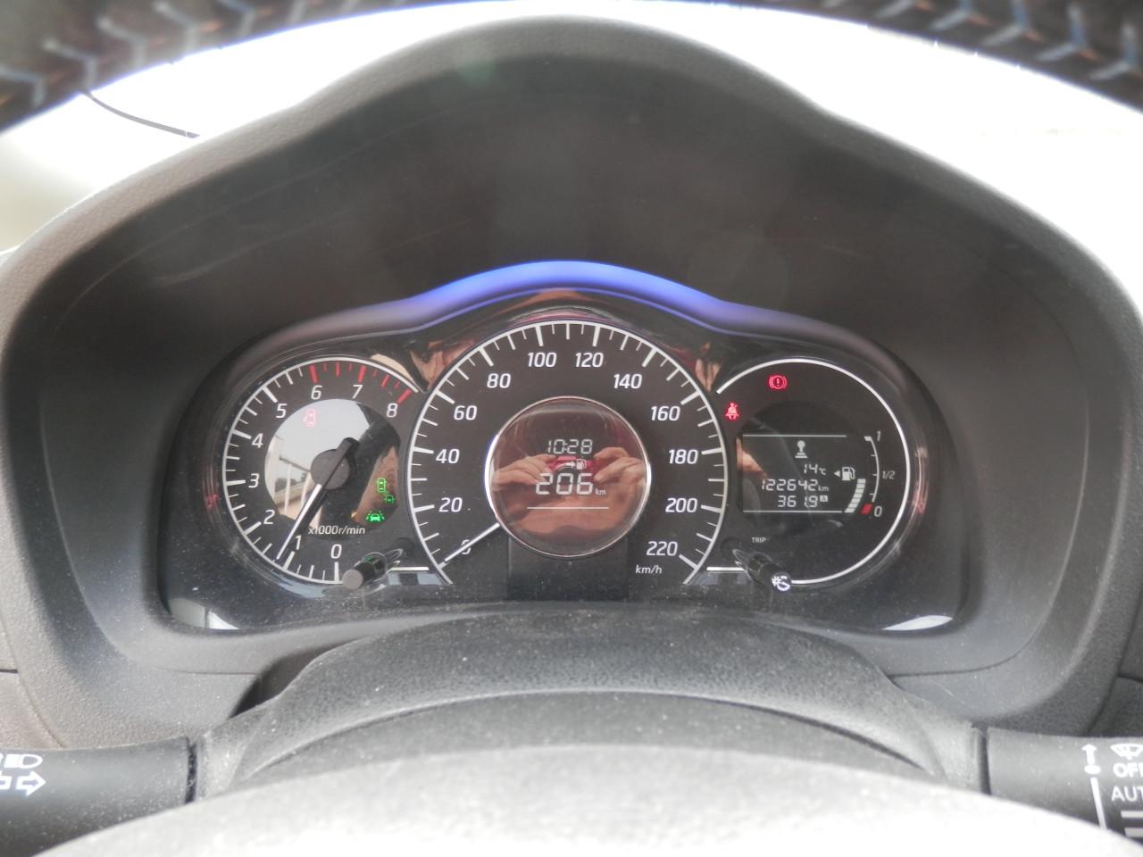 Auto Garant Biedt Aan: Nissan Note 1.2 DisignTec