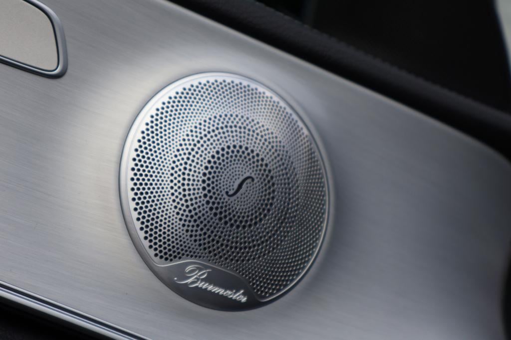 Mercedes-Benz E-Klasse 200 business solution amg l panoramadak l burmester 
