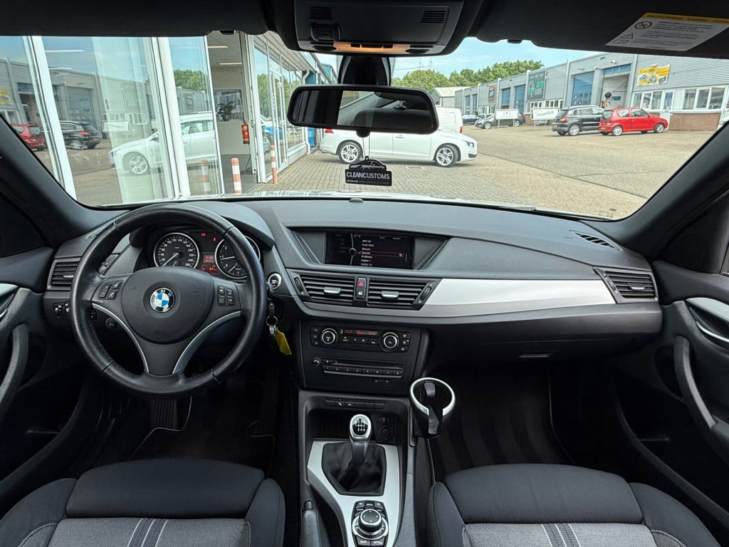 BMW X1 sdrive18i executive