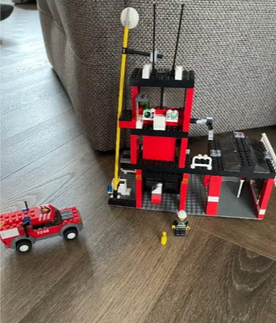 City lego: Brandweerkazerne 7240