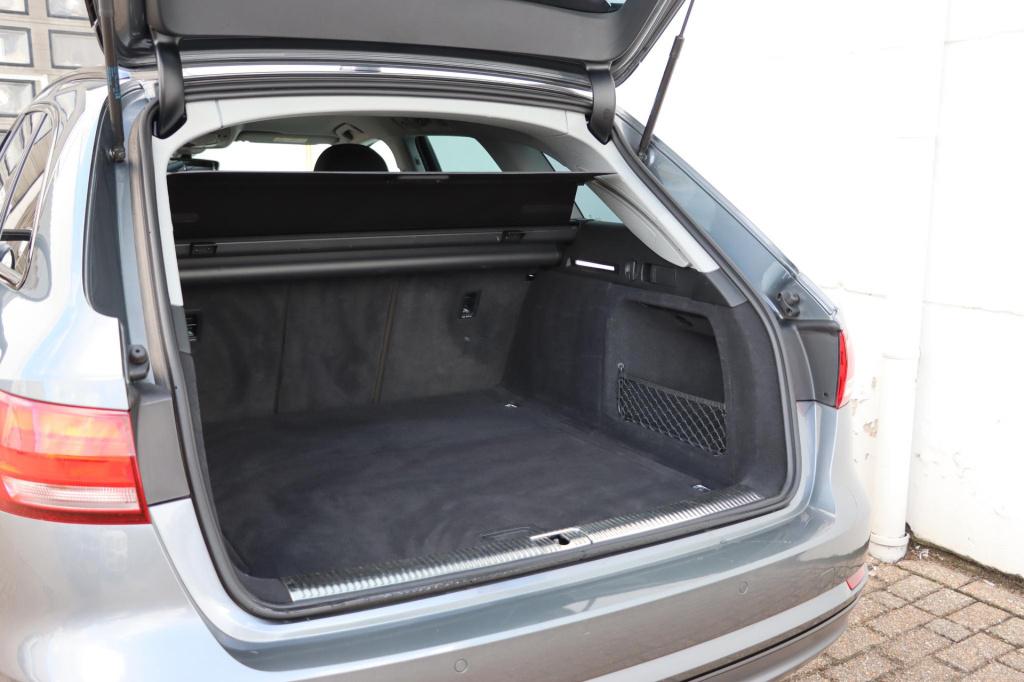 Audi A4 avant 2.0 tdi design pro line plus s-tronic 190pk