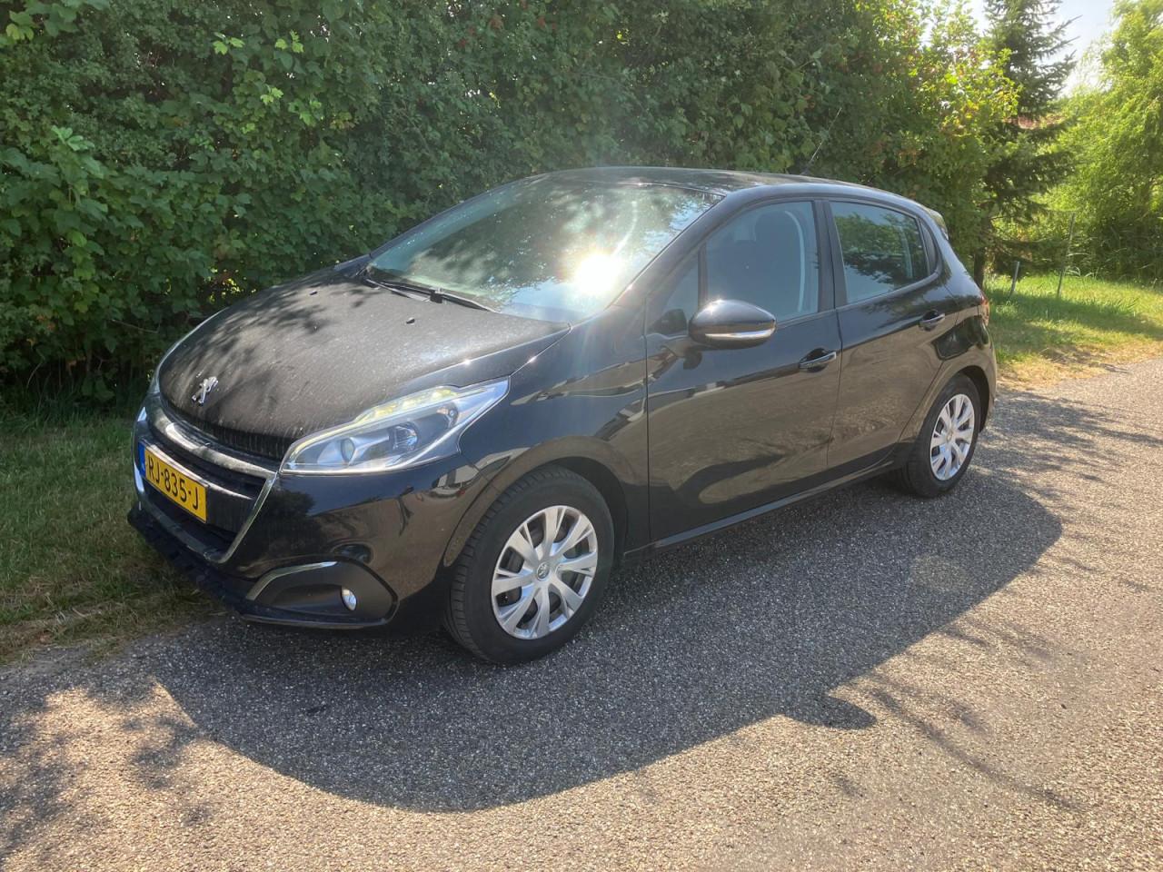 Peugeot 208 1.2