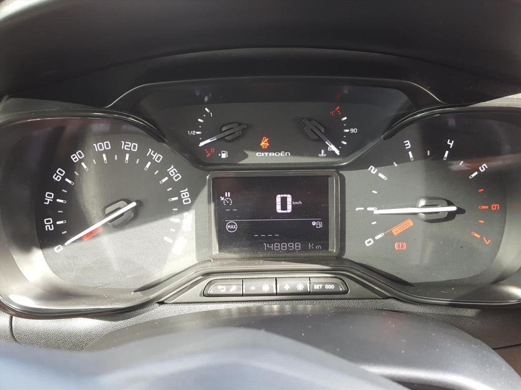 Citroen C3 1.2 puretech 82pk s&s feel navigatie | trekhaak | cruise & clima