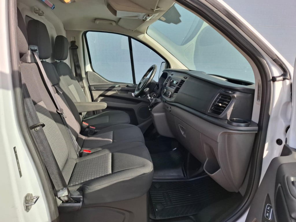 Ford Transit Custom 320 2.0 tdci l2h2 trend airco / cruise controle / verho