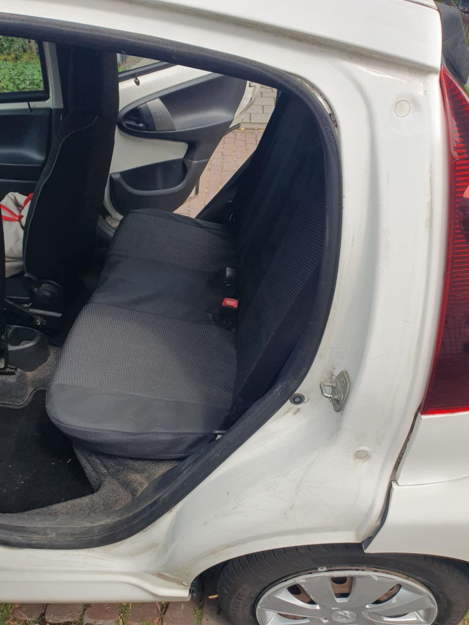 Peugeot 107 Wit - 5 deurs APK tot juli 2026 met airco