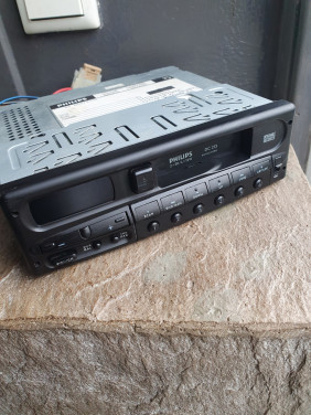 Jaren80 werkend Philips autoradio/cassette Philips 22 dc 213...