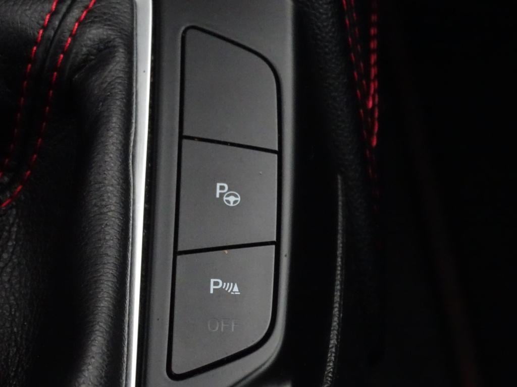 Ford Focus wagon 1.0 ecoboost st line business | led | camera | apple carpl