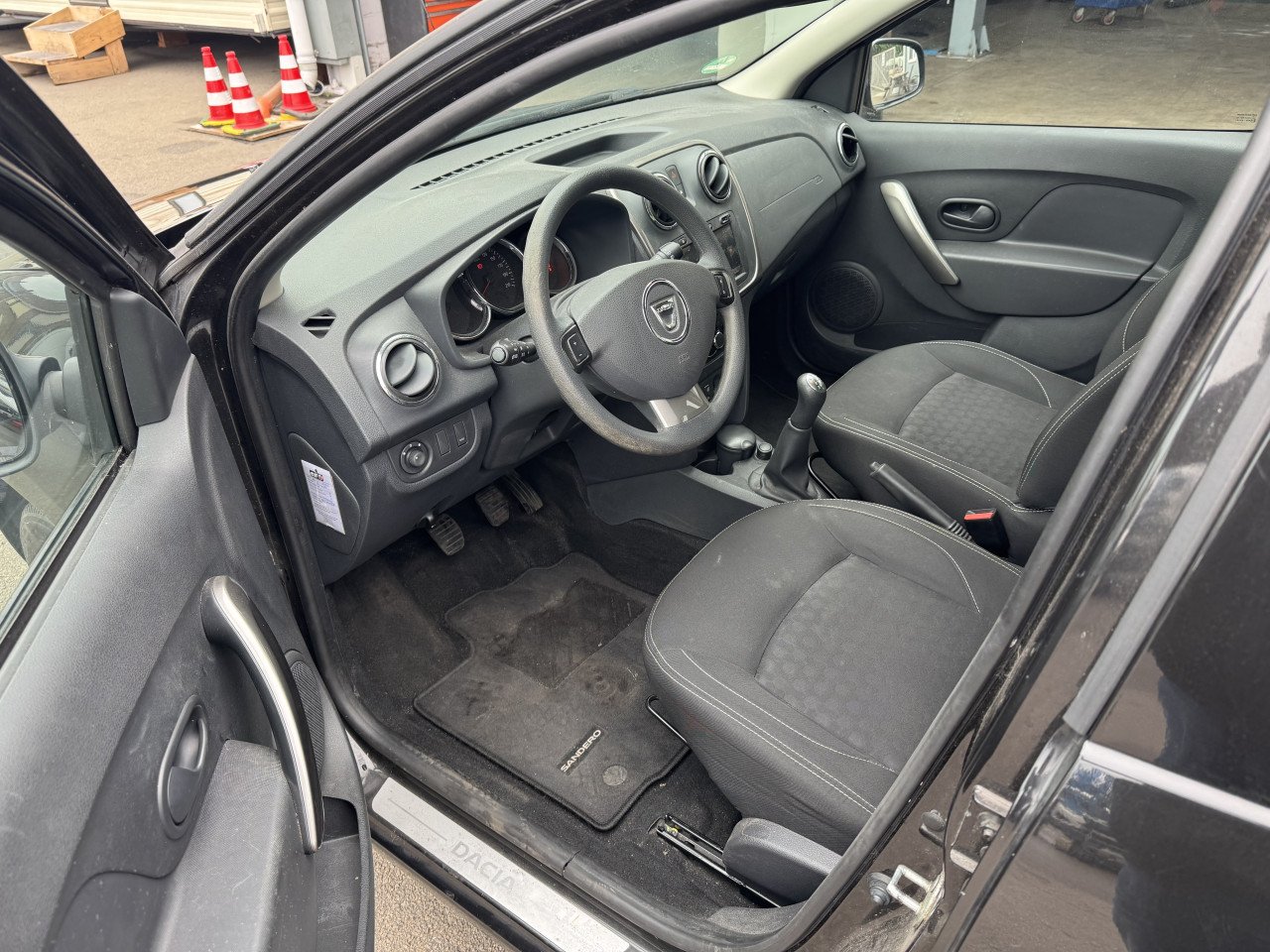 Dacia Sandero 0,9 TCe Bouwjaar 2014 AIRCO NAP ! ! !